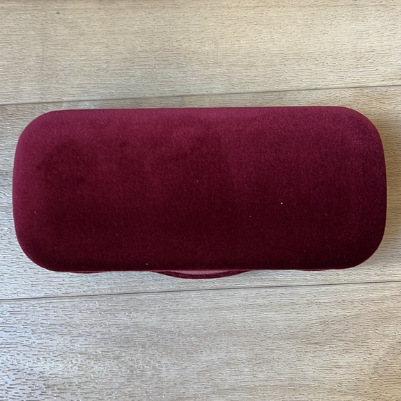 Gucci Case - Picture 4 of 6